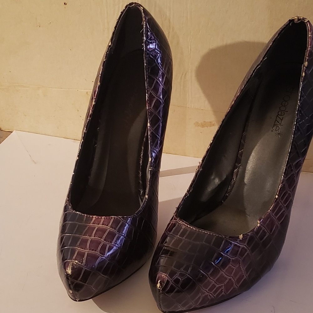 Purple/Green Shoedazzle pumps